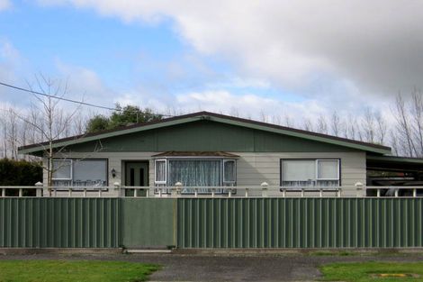 Photo of property in 11 Chamberlain Road, Masterton, 5810