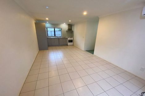Photo of property in 44 Larne Avenue, Pakuranga Heights, Auckland, 2010