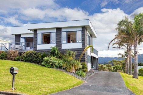 Photo of property in 27 Cullen Street, Mangawhai Heads, Mangawhai, 0505