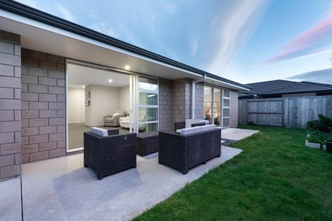 Photo of property in 20 Rotomanu Place, Pyes Pa, Tauranga, 3112