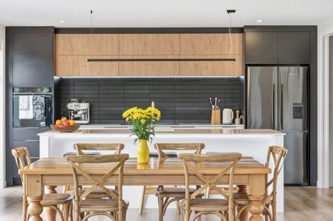 Photo of property in 10 Serenity Drive, Omokoroa, 3114