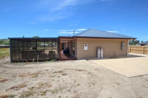Photo of property in 74 Gordon Street, Kurow, 9435