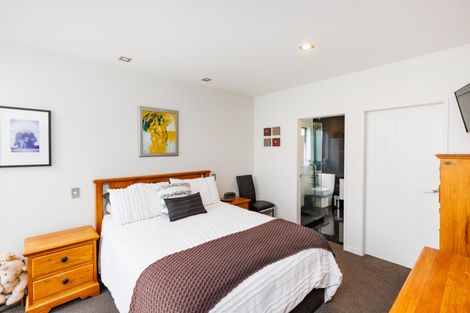 Photo of property in 33 Union Street, Hokowhitu, Palmerston North, 4410
