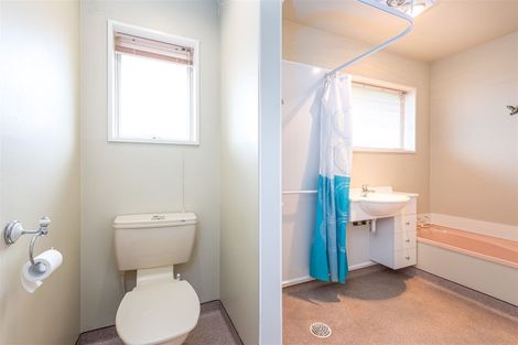 Photo of property in 2/76 Gilberthorpes Road, Hei Hei, Christchurch, 8042