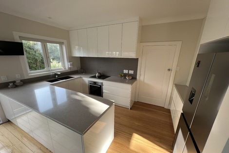 Photo of property in 1 Mandalay Terrace, Khandallah, Wellington, 6035