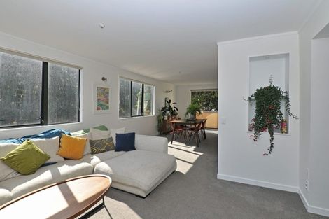 Photo of property in 568c Adelaide Road, Berhampore, Wellington, 6023