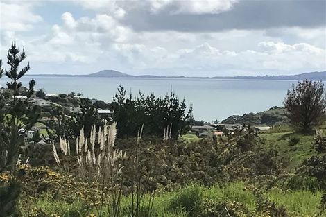 Photo of property in 24 Pekama Drive, Cable Bay, 0420