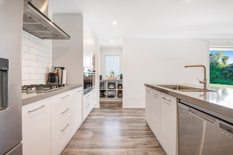 Photo of property in 13 Downer Access Road, Kaukapakapa, 0873