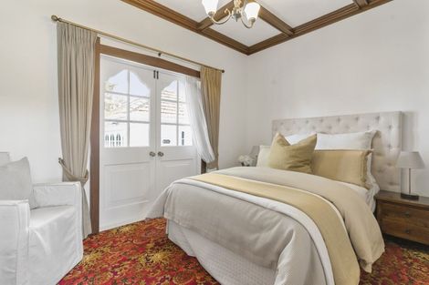 Photo of property in 1 Norwood Road, Bayswater, Auckland, 0622