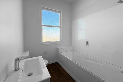 Photo of property in 23 Egmont Street, Castlecliff, Whanganui, 4501