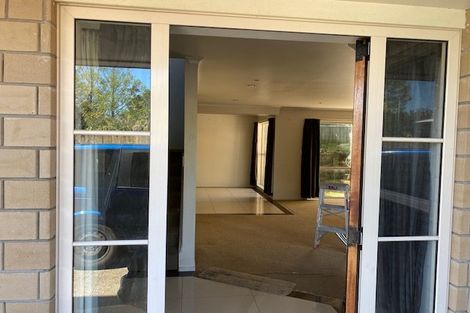 Photo of property in 49 Halver Road, Hillpark, Auckland, 2102