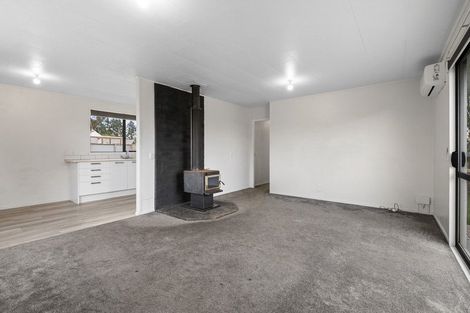 Photo of property in 24 Fergusson Street, Marton, 4710