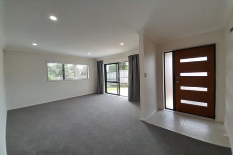 Photo of property in 52a Rodney Street, Howick, Auckland, 2014