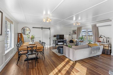 Photo of property in 3 Croydon Street, Woodend, 7610