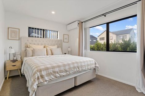 Photo of property in 63 Black Beech Crescent, Takanini, 2110