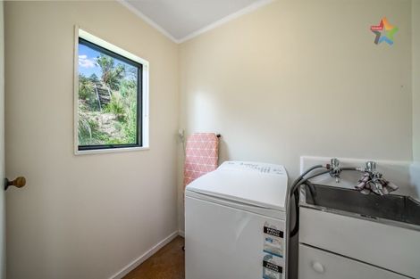 Photo of property in 11 Robson Street, Stokes Valley, Lower Hutt, 5019