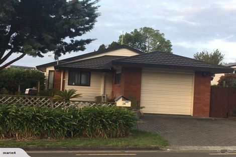 Photo of property in 14 Bennelong Place, Havelock North, 4130