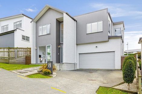 Photo of property in 4 Carex Way, Long Bay, Auckland, 0630