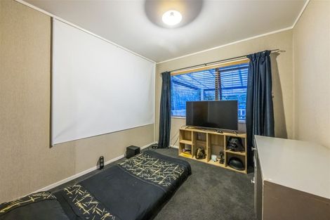 Photo of property in 9 Huber Street, Weymouth, Auckland, 2103