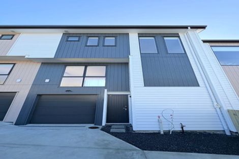 Photo of property in 27b Te Atatu Road, Te Atatu South, Auckland, 0610