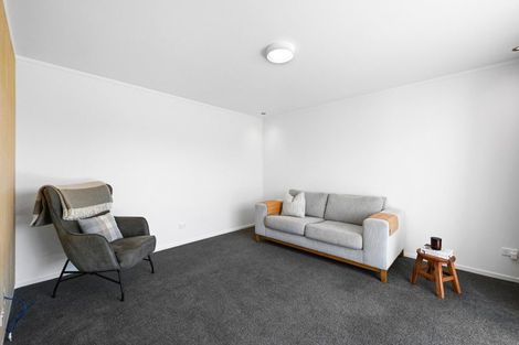 Photo of property in 18 Richmond Street, Cambridge, 3434