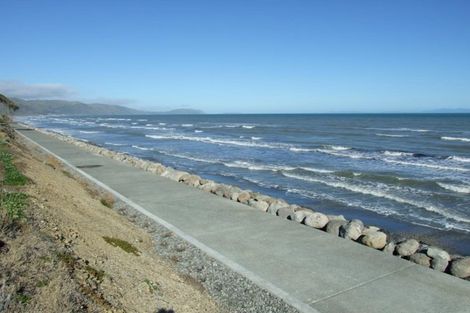 Photo of property in 31b The Esplanade, Raumati South, Paraparaumu, 5032