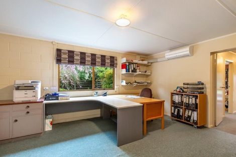 Photo of property in 6 Frederick Street, Two Mile Bay, Taupo, 3330