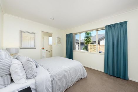 Photo of property in 22/100 Millers Road, Brookfield, Tauranga, 3110