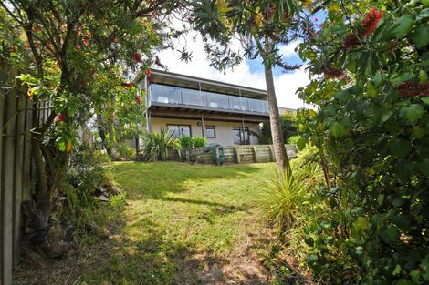Photo of property in 71 Clinton Road, Tawharanui Peninsula, Warkworth, 0986