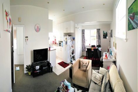 Photo of property in 234 Adelaide Road, Newtown, Wellington, 6021