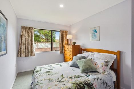 Photo of property in 115 Hillcrest Road, Raumati Beach, Paraparaumu, 5032