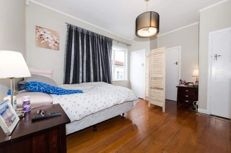 Photo of property in 40 Roberton Road, Avondale, Auckland, 1026