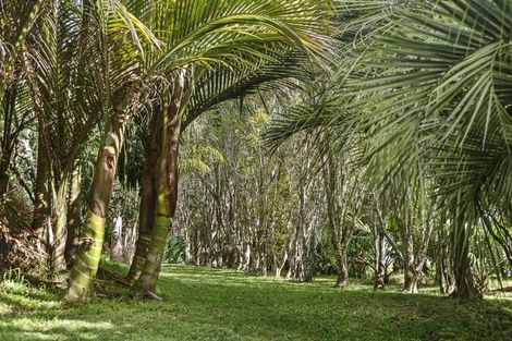 Photo of property in 6388a South Road, Pungarehu, 4685