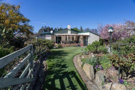 Photo of property in 42 Awamoa Road, Holmes Hill, Oamaru, 9401
