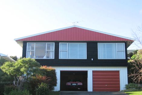 Photo of property in 3 Arapawa Place, Plimmerton, Porirua, 5026
