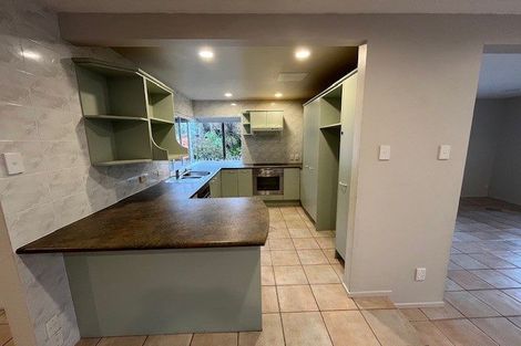 Photo of property in 1 Evelyn Road, Cockle Bay, Auckland, 2014