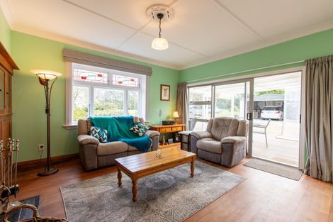 Photo of property in 633 Kiritaki Road, Dannevirke, 4972