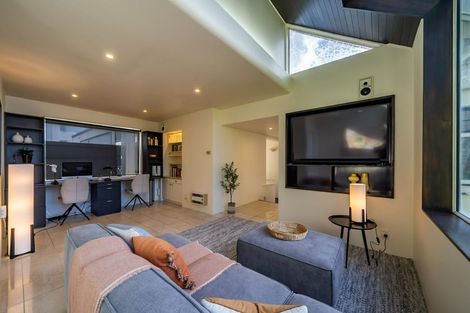 Photo of property in 4/154 Oriental Parade, Oriental Bay, Wellington, 6011