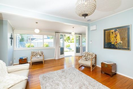 Photo of property in 15 Pipi Street, Te Awanga, 4102