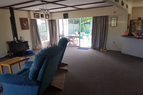 Photo of property in 53 Honi Taipua Street, Manakau, Levin, 5573