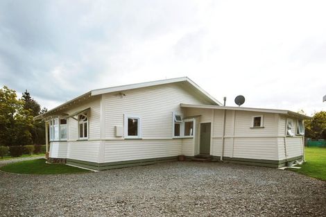 Photo of property in 14 Dalefield Road, Carterton, 5713