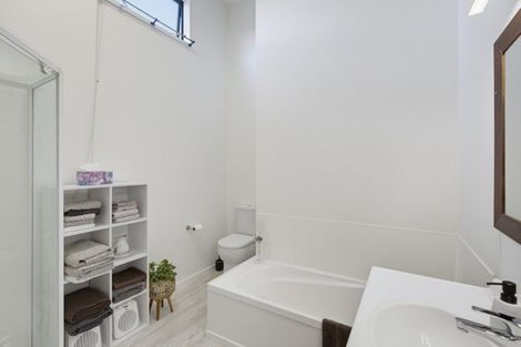 Photo of property in 10 Sams Way, Raumati South, Paraparaumu, 5032
