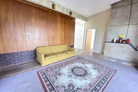 Photo of property in 1/40c West Coast Road, Glen Eden, Auckland, 0602