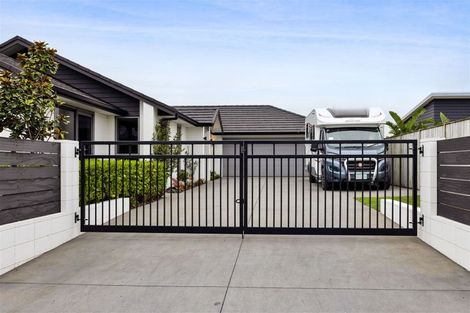 Photo of property in 22 Keene Drive, Bell Block, New Plymouth, 4312