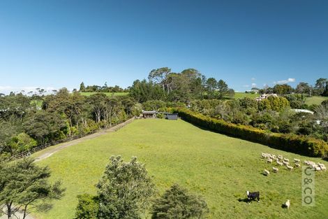Photo of property in 35a Fork Road, Kumeu, 0891