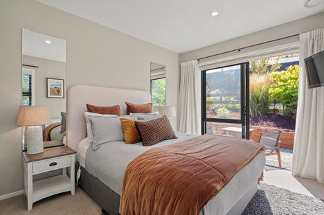 Photo of property in 3 Brodie Avenue, Arrowtown, 9302