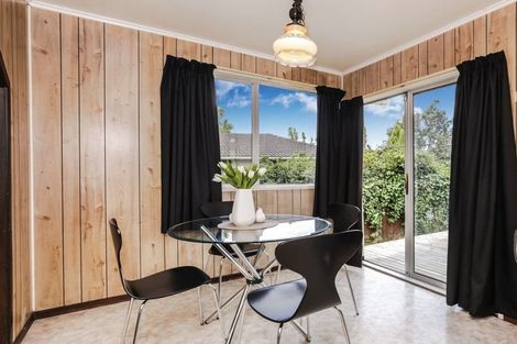 Photo of property in 4 Forest Hill Road, Henderson, Auckland, 0612