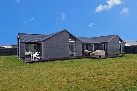 Photo of property in 18 Fairmont Rise, West Melton, 7618