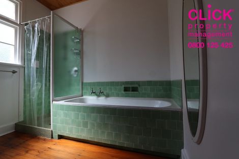 Photo of property in 19 Cliffs Road, Saint Clair, Dunedin, 9012