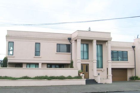 Photo of property in 1/3 Charles Street, Westshore, Napier, 4110